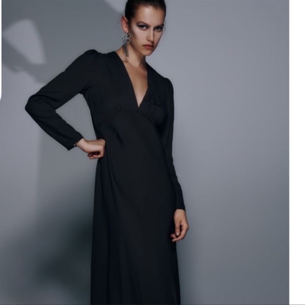 Zara Anyhracite Grey Flowing Long Sleeve Midi Dress